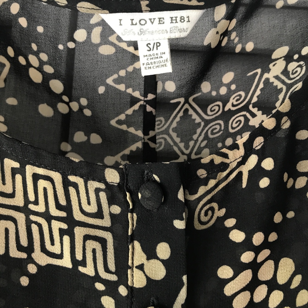 Forever 21 Aztec Top - Picture 2 of 2